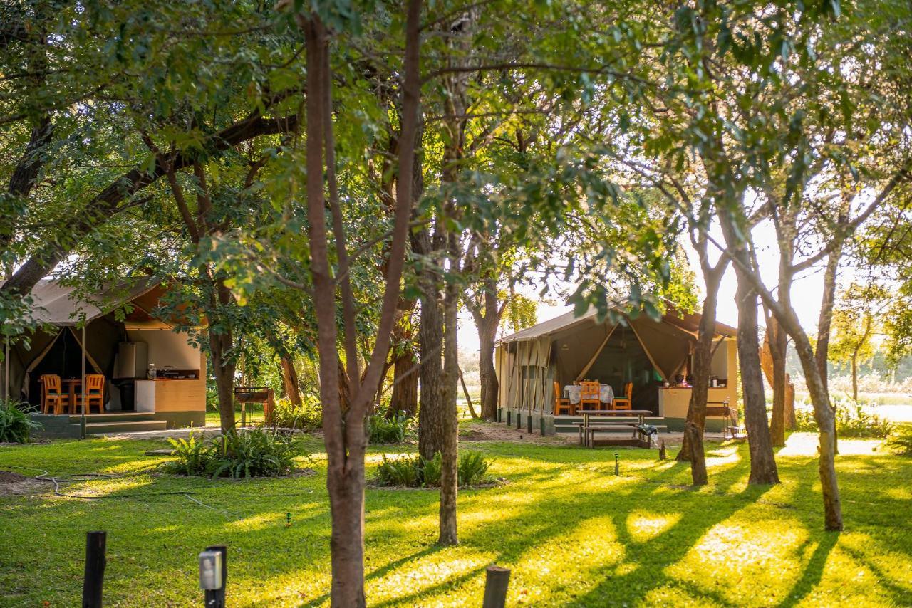 Zambezi Mubala Camp Hotel Katima Mulilo Bagian luar foto