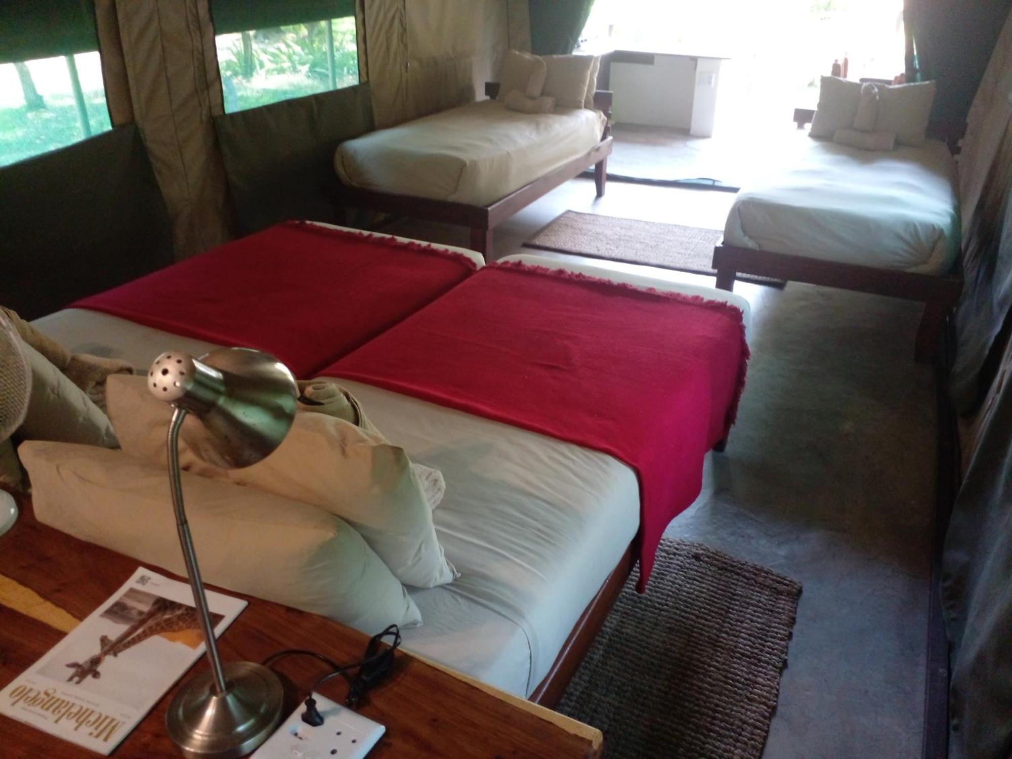 Zambezi Mubala Camp Hotel Katima Mulilo Ruang foto