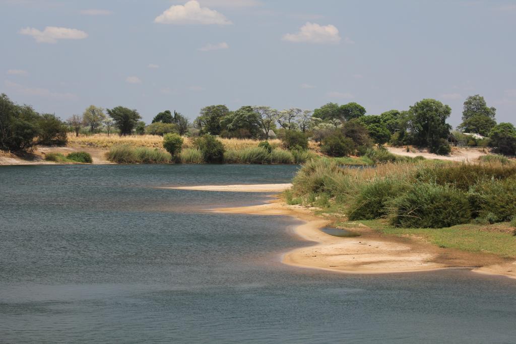 Zambezi Mubala Camp Hotel Katima Mulilo Bagian luar foto